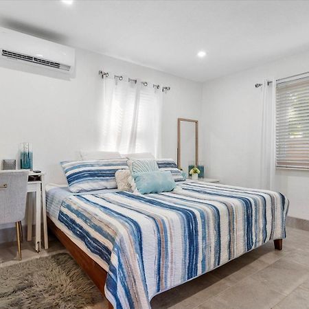 Private Fort Lauderdale Cottage Bagian luar foto
