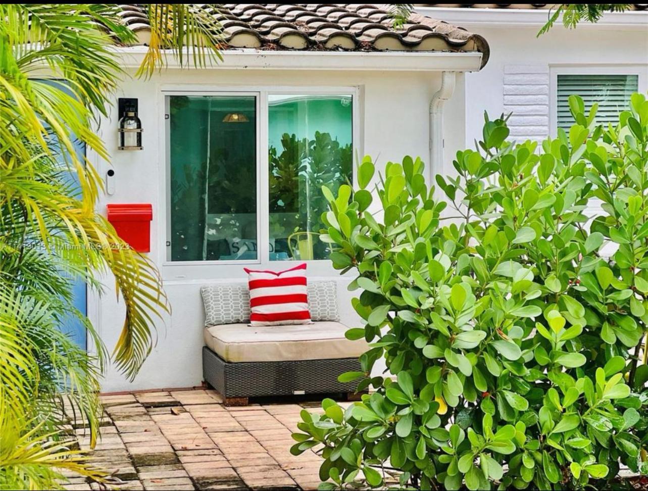 Private Fort Lauderdale Cottage Bagian luar foto