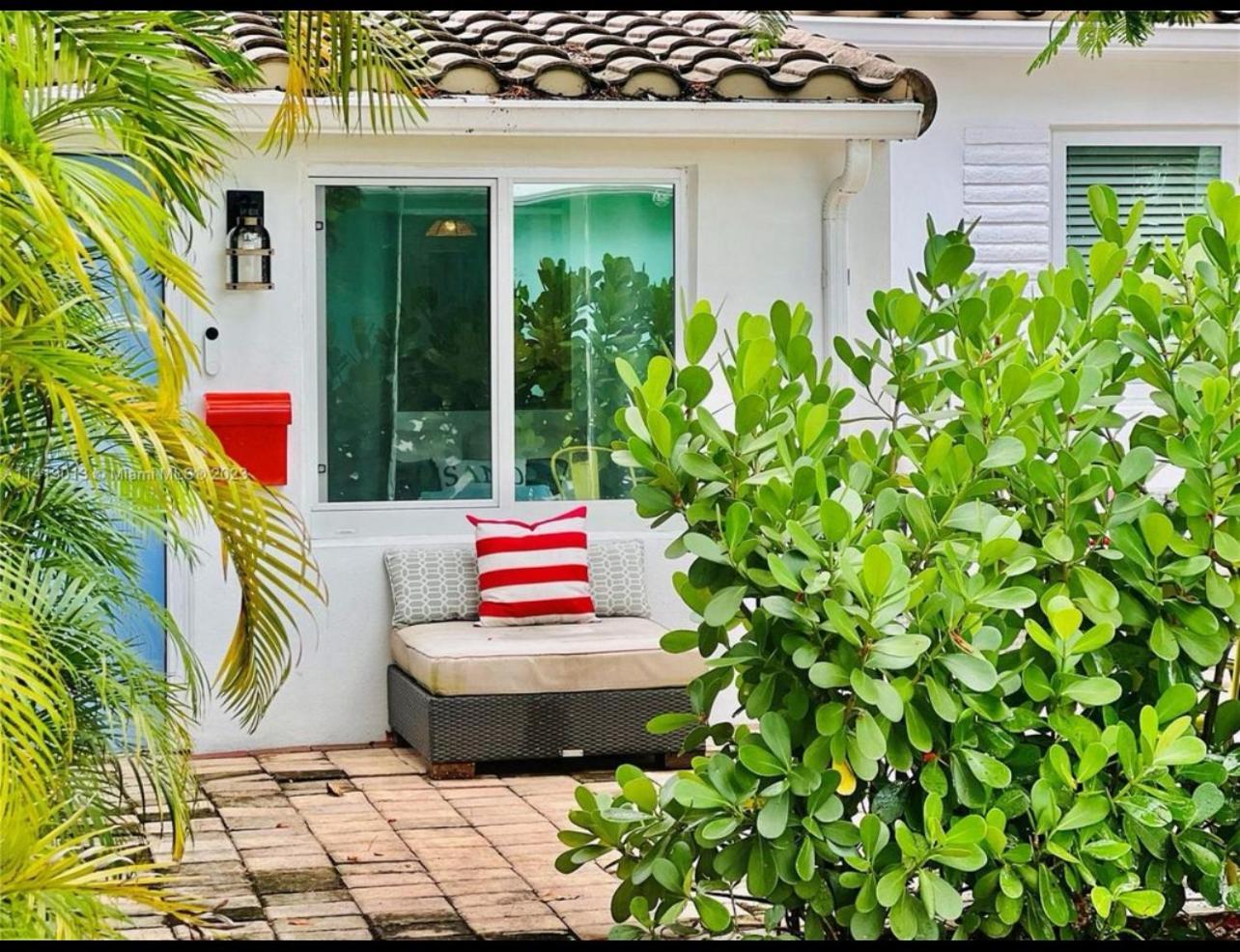 Private Fort Lauderdale Cottage Bagian luar foto